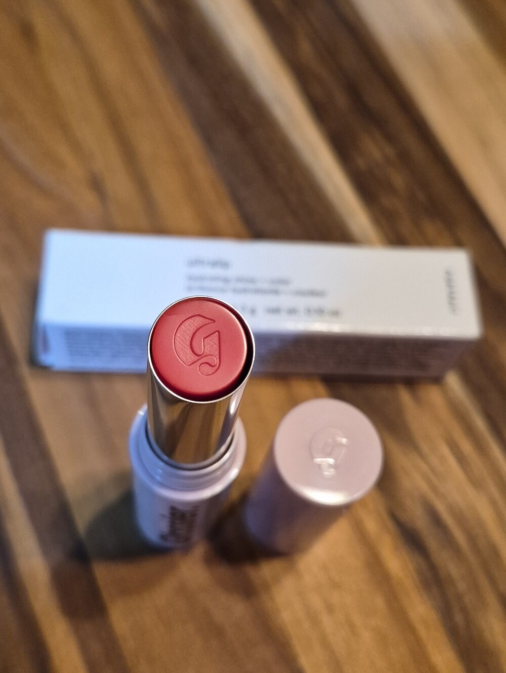 Glossier Ultralip Hydrating Shine + Color: Portrait, 3g, NIB - Picture 2 of 3